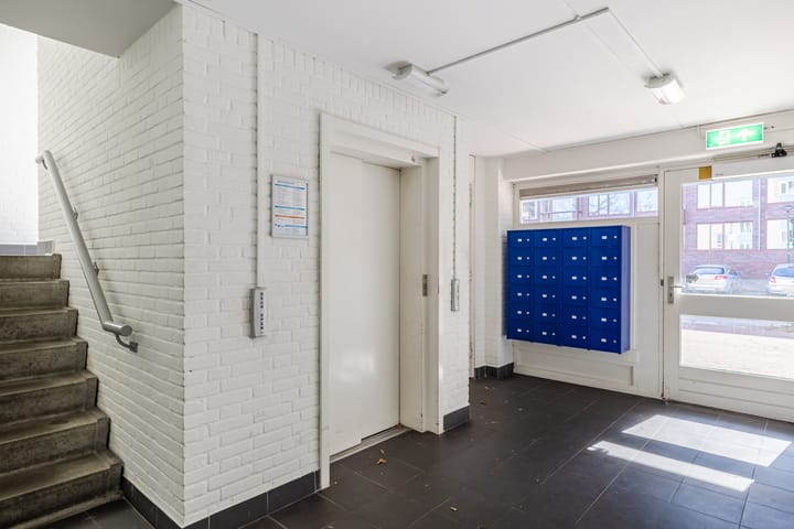 Foto 4 van Valkenierstraat 19