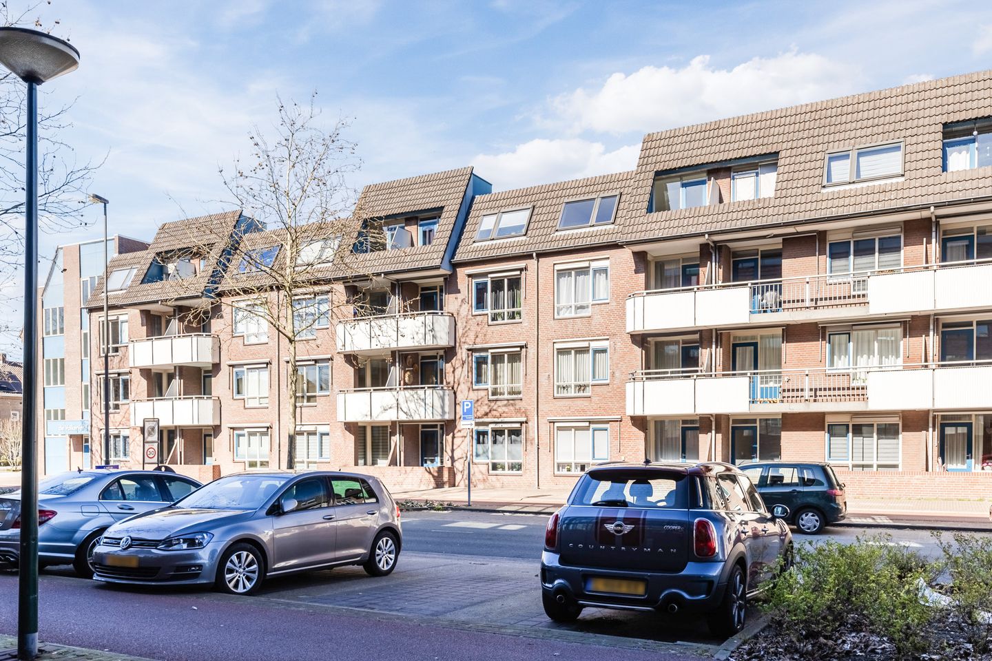 Foto 35 van Valkenierstraat 19