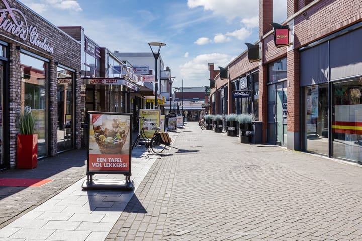 Foto 32 van Valkenierstraat 19