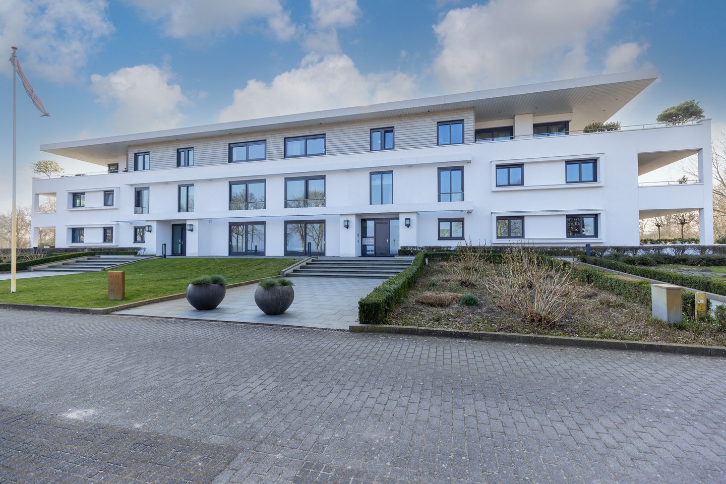 Foto 1 van IJsselmeerweg 93