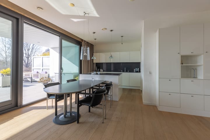 Foto 10 van IJsselmeerweg 93