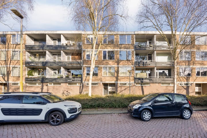 Photo 1 of Generaal van Teynstraat 46