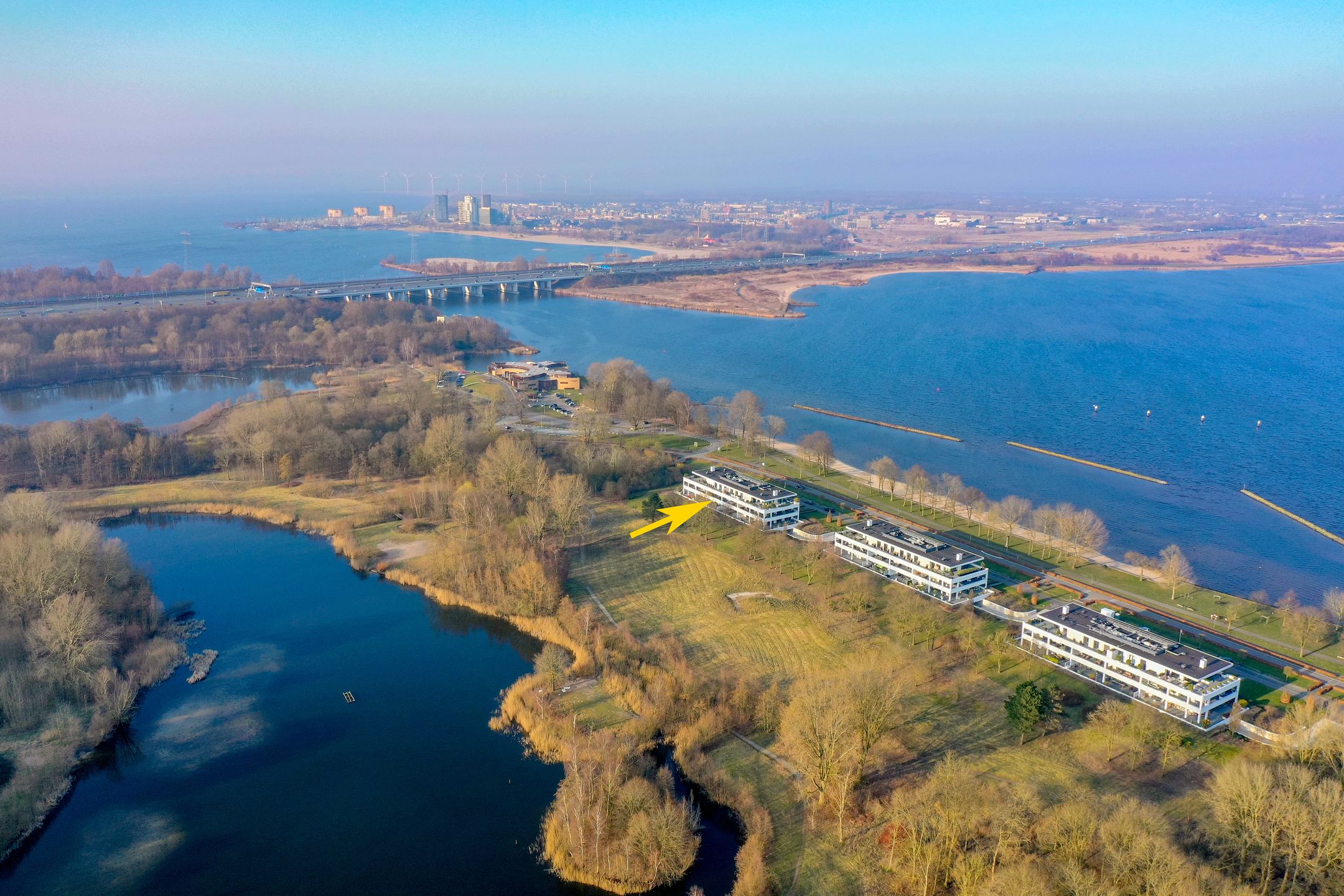 Foto 42 van IJsselmeerweg 93