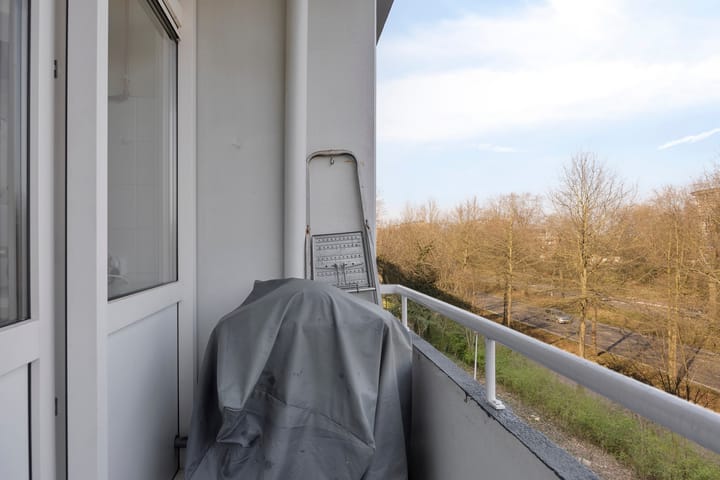 Photo 22 of Generaal van Teynstraat 46