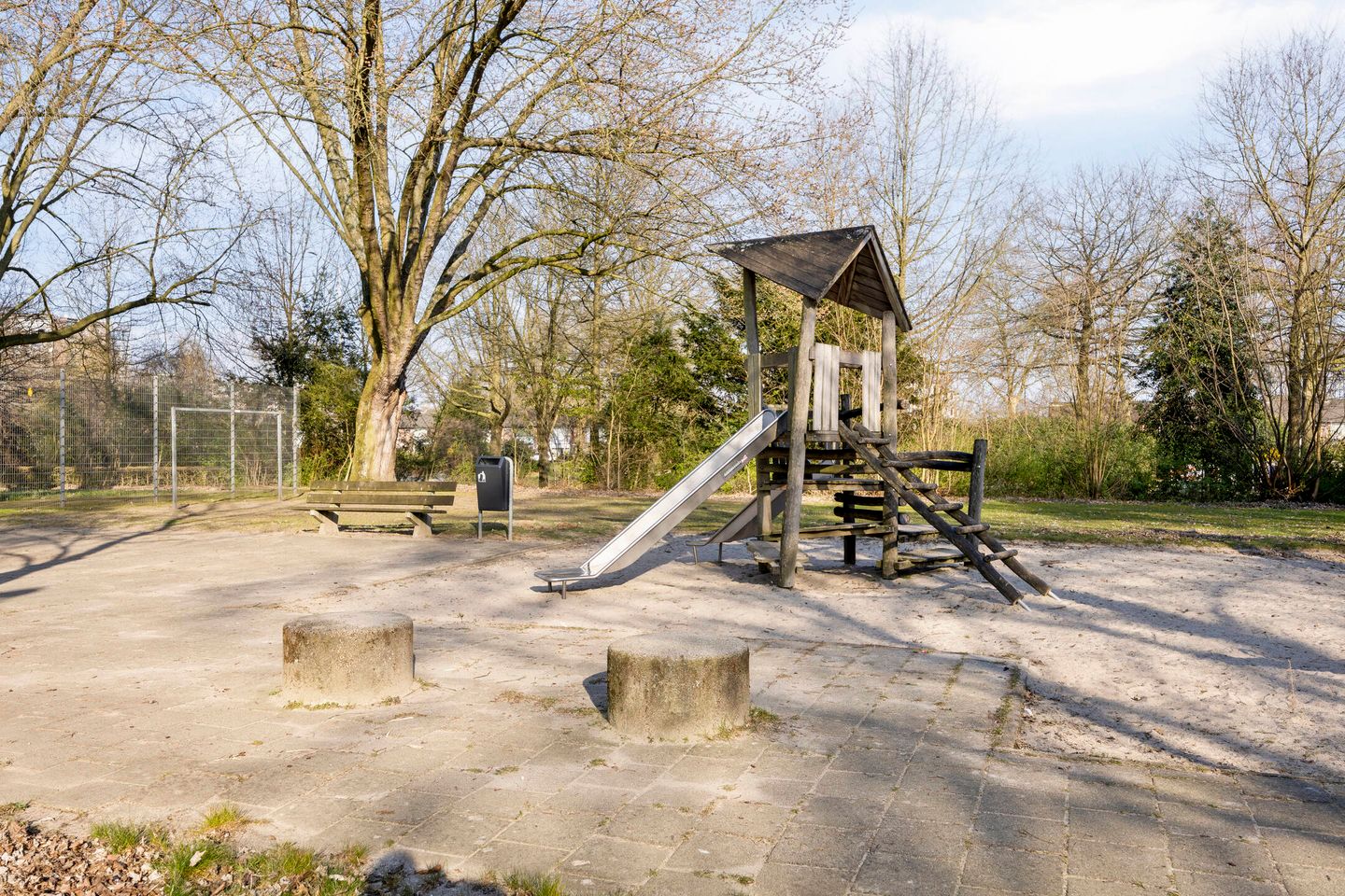 Foto 29 van Generaal van Teynstraat 46