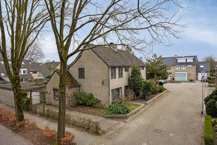 Photo 10 of Den Del 1