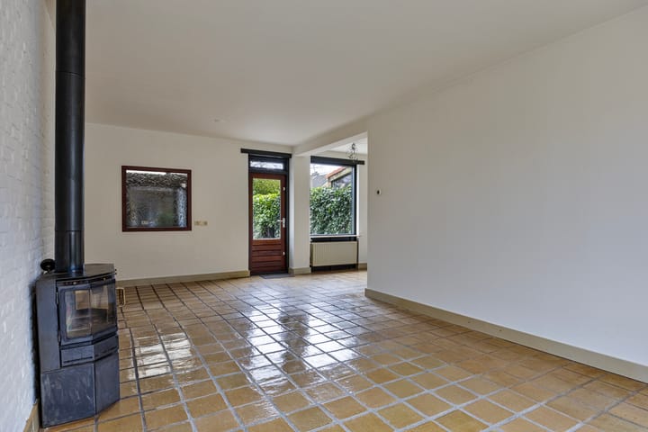 Photo 14 of Den Del 1