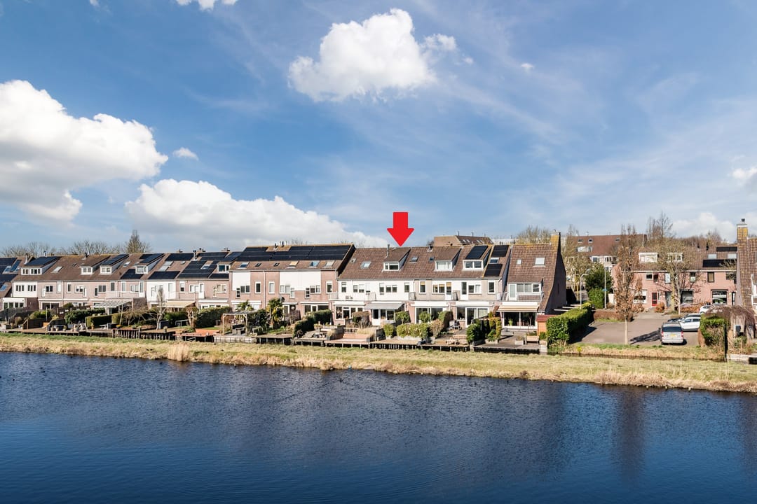 Foto 2 van Jacqueline van der Waalsheem 7