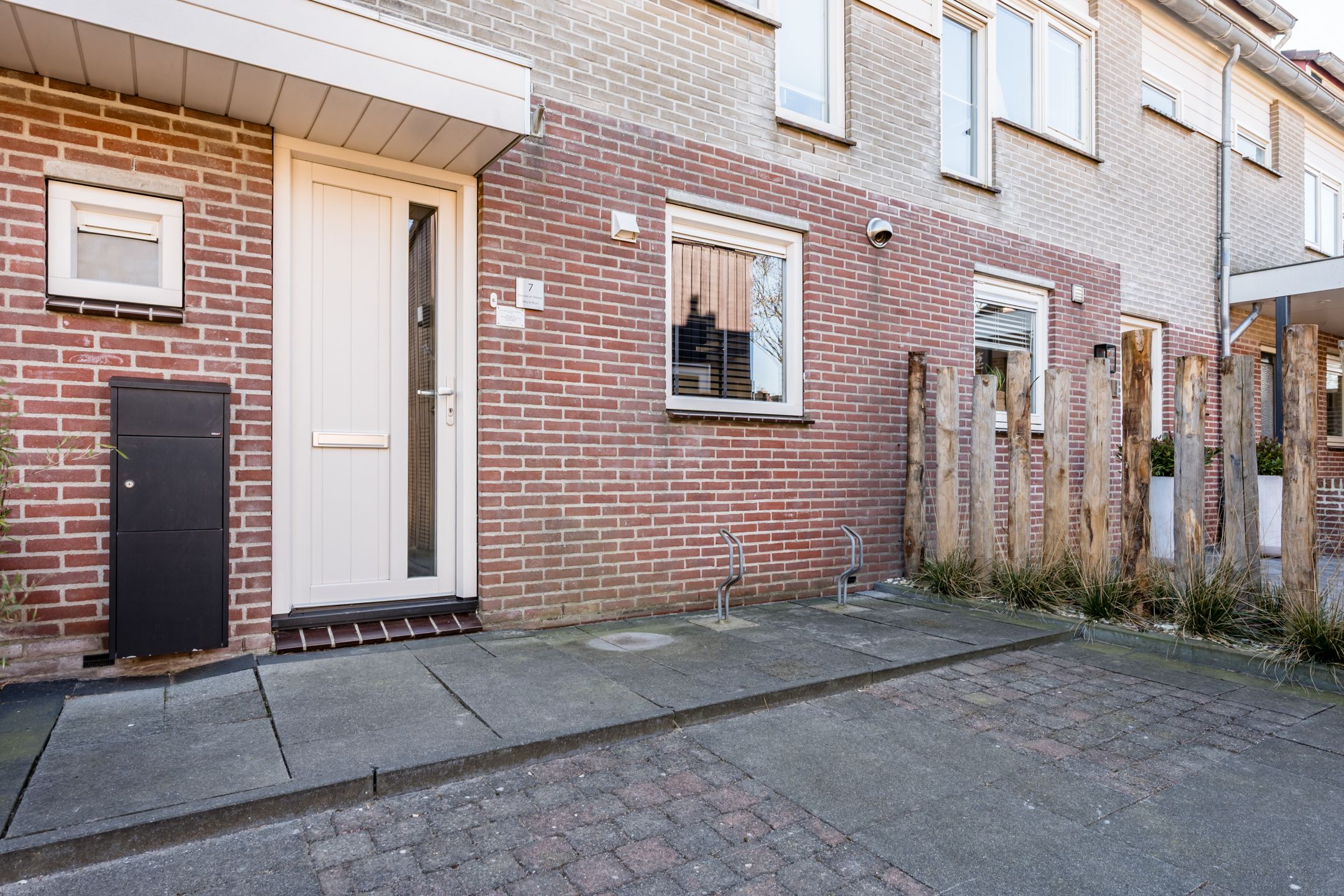 Foto 6 van Jacqueline van der Waalsheem 7