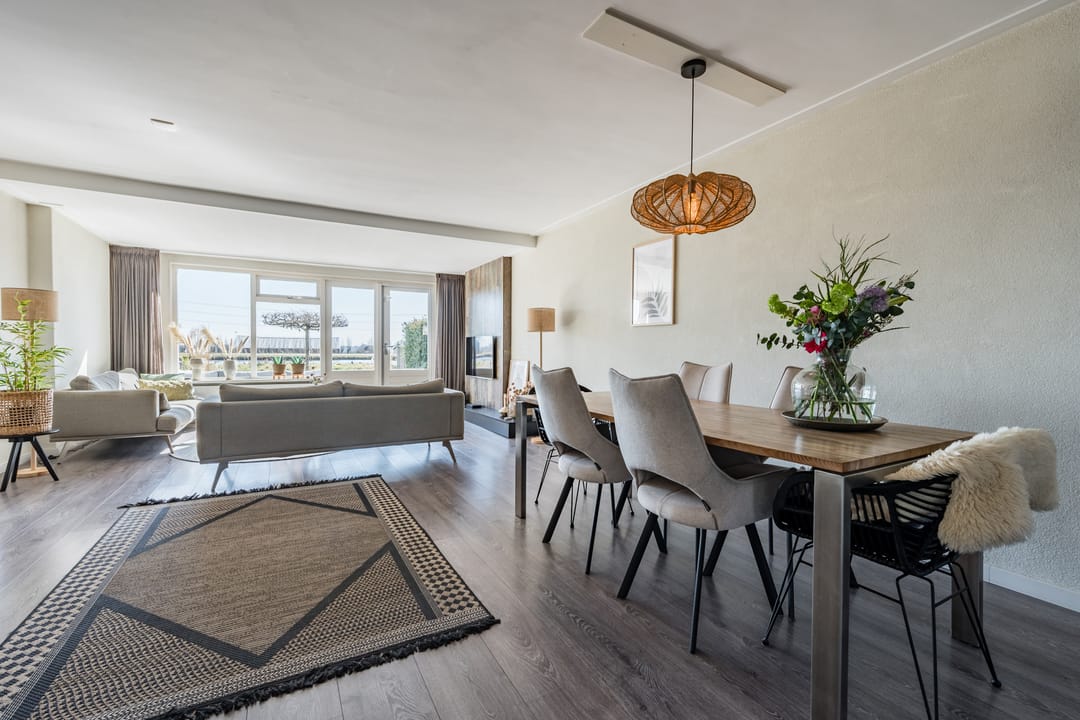 Foto 7 van Jacqueline van der Waalsheem 7