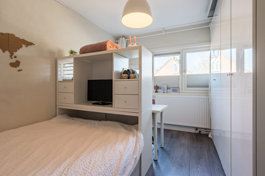 Foto 32 van Jacqueline van der Waalsheem 7