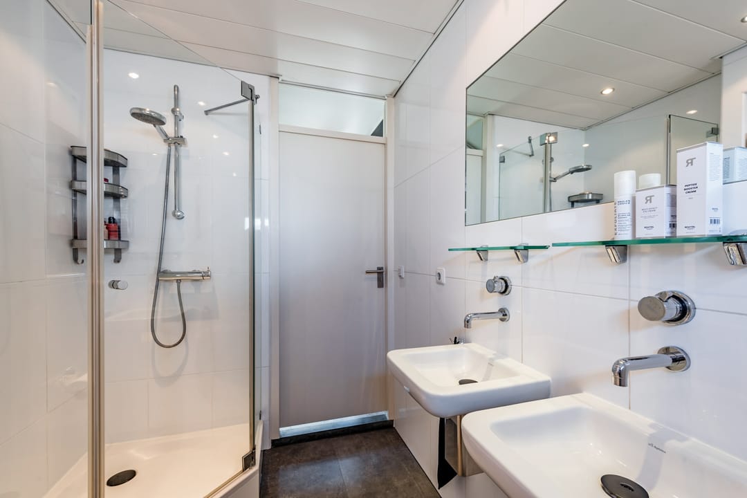 Foto 38 van Jacqueline van der Waalsheem 7