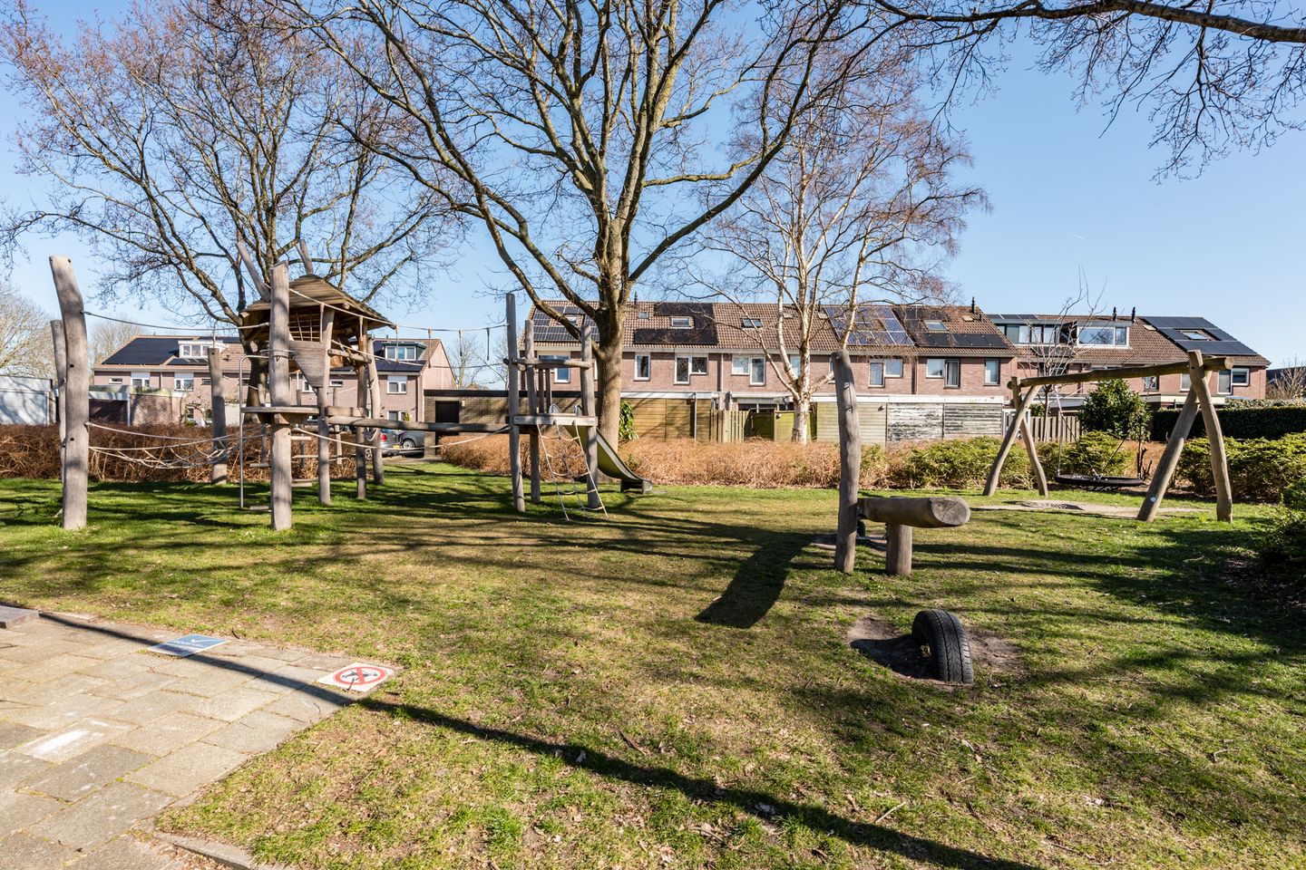 Foto 50 van Jacqueline van der Waalsheem 7