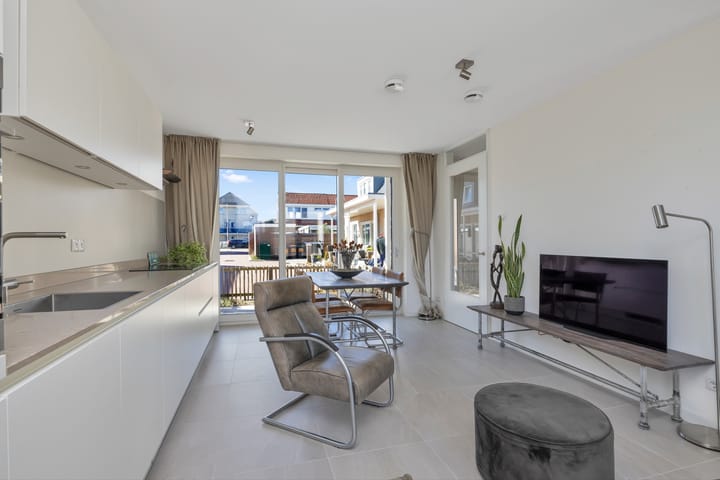 Photo 7 of Dorpsweg 28-D