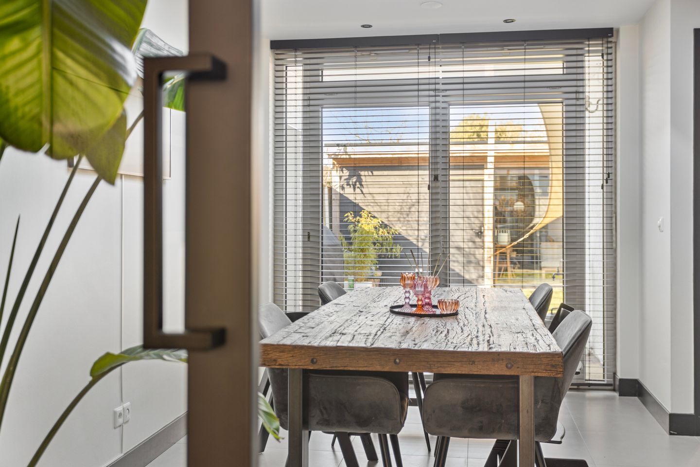 Foto 10 van Hoge Haerlaan 6