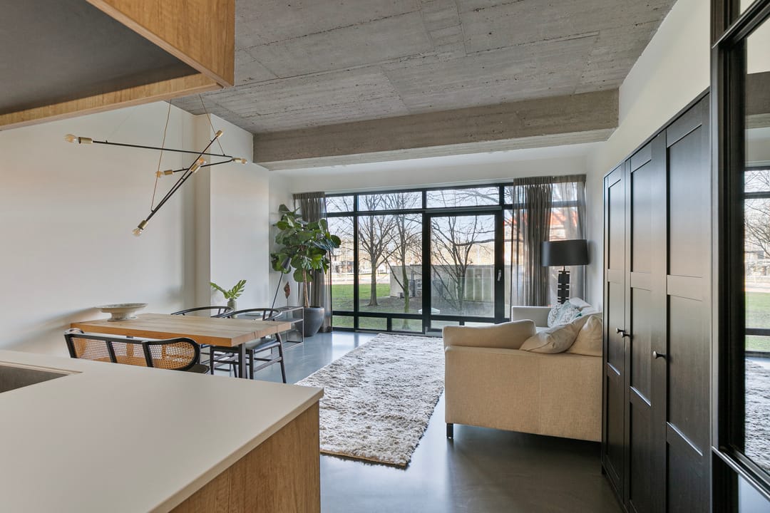 Photo 1 of Burgemeester Hogguerstraat 1193