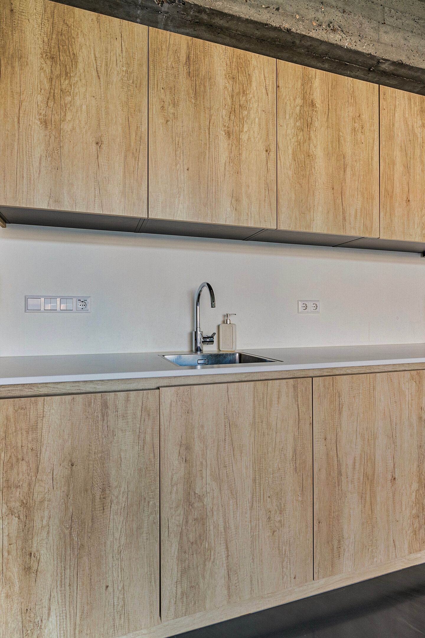 Photo 12 of Burgemeester Hogguerstraat 1193