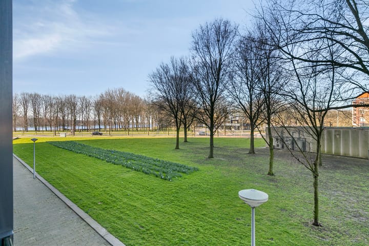 Foto 14 van Burgemeester Hogguerstraat 1193