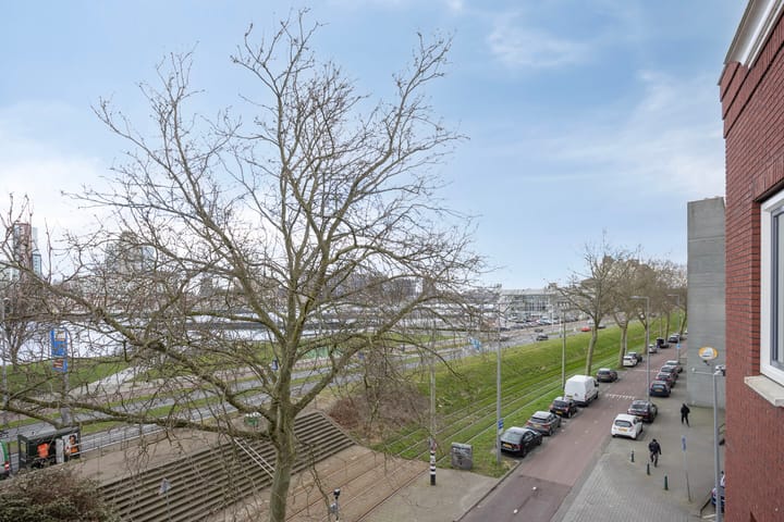 Foto 15 van Hellevoetstraat 13