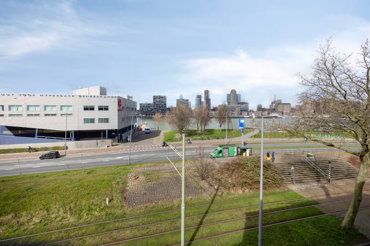 Foto 16 van Hellevoetstraat 13