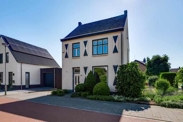 Stationsweg 28