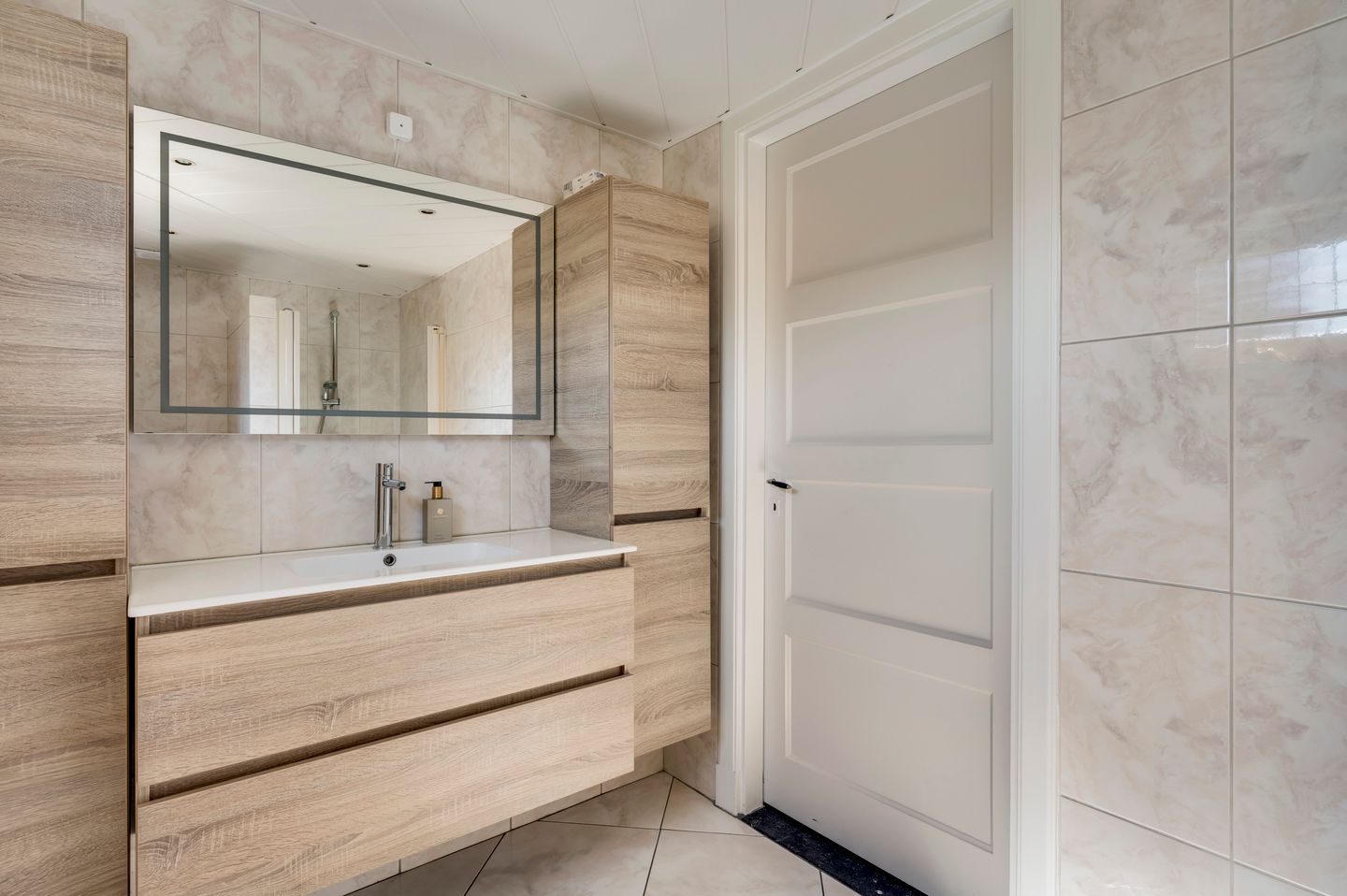 Foto 19 van Stationsweg 28