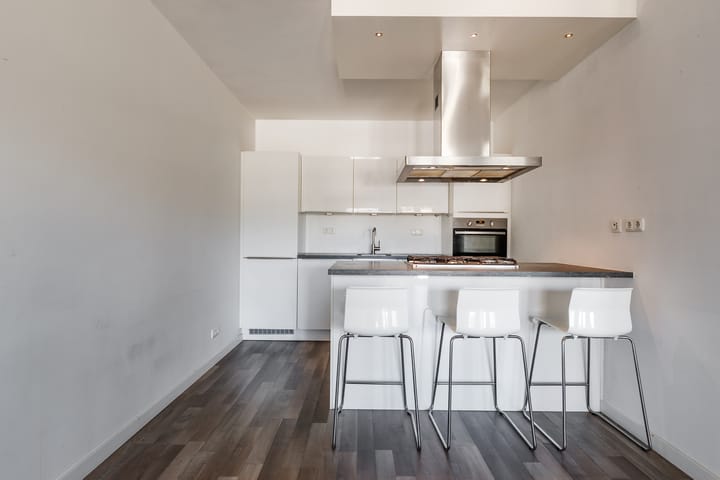 Foto 8 van Tanimbarkade 35