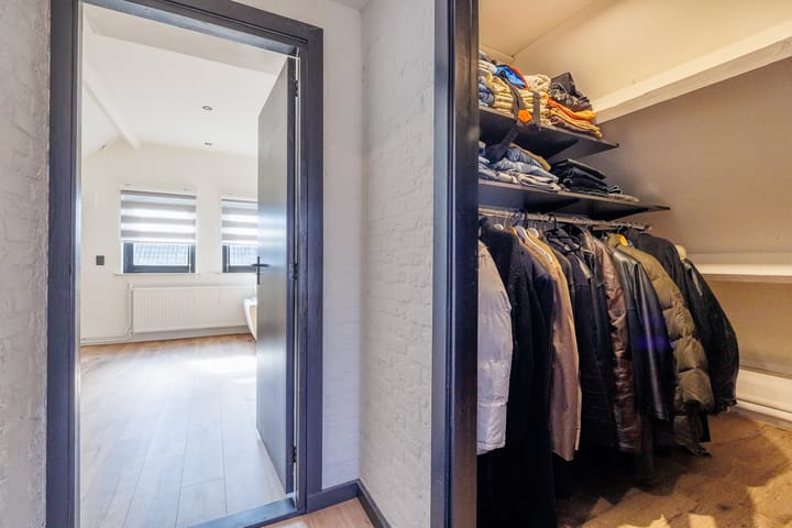 Foto 26 van Heijenseweg 8