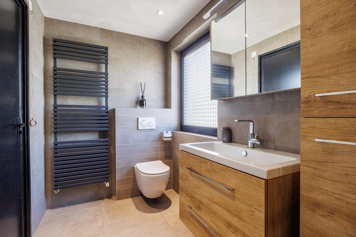 Foto 28 van Heijenseweg 8