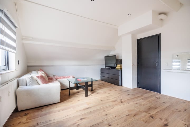 Foto 31 van Heijenseweg 8