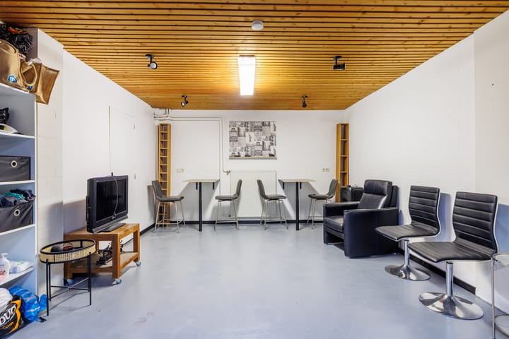 Foto 39 van Heijenseweg 8