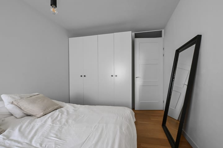 Photo 13 of Elckerlijcstraat 63