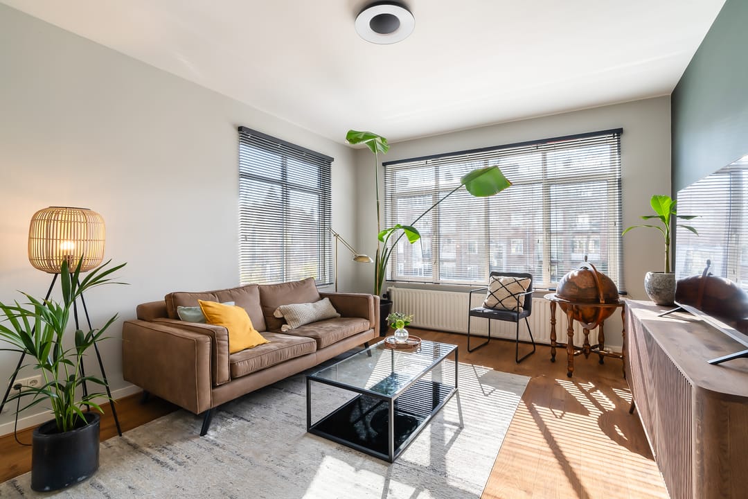 Foto 1 van Johan van Oldenbarneveltlaan 15-A