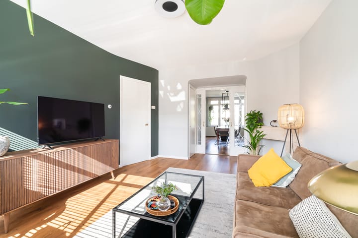 Foto 3 van Johan van Oldenbarneveltlaan 15-A