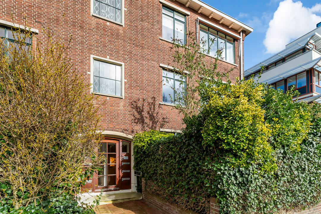 Foto 16 van Johan van Oldenbarneveltlaan 15-A