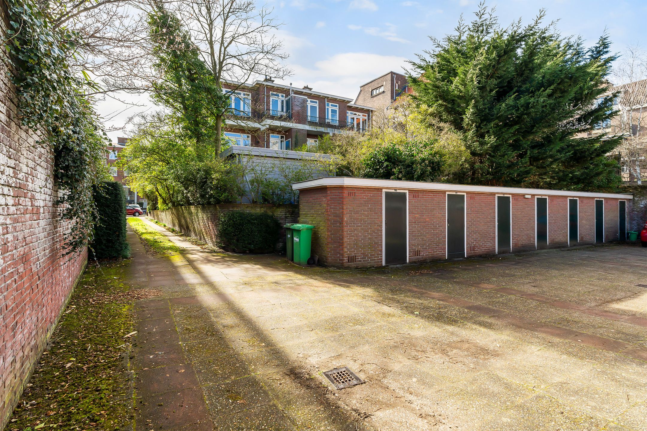 Foto 18 van Johan van Oldenbarneveltlaan 15-A