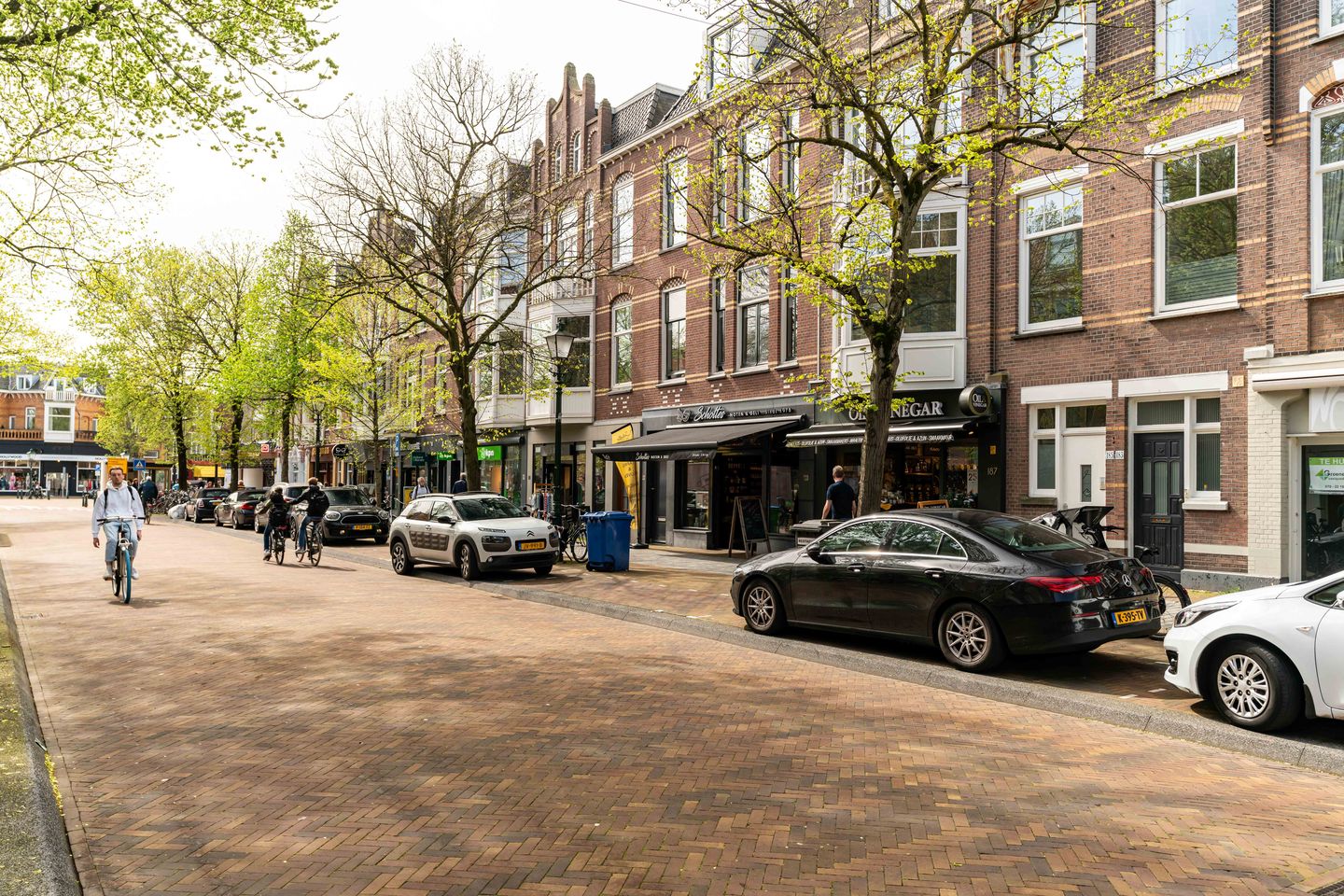 Foto 20 van Johan van Oldenbarneveltlaan 15-A