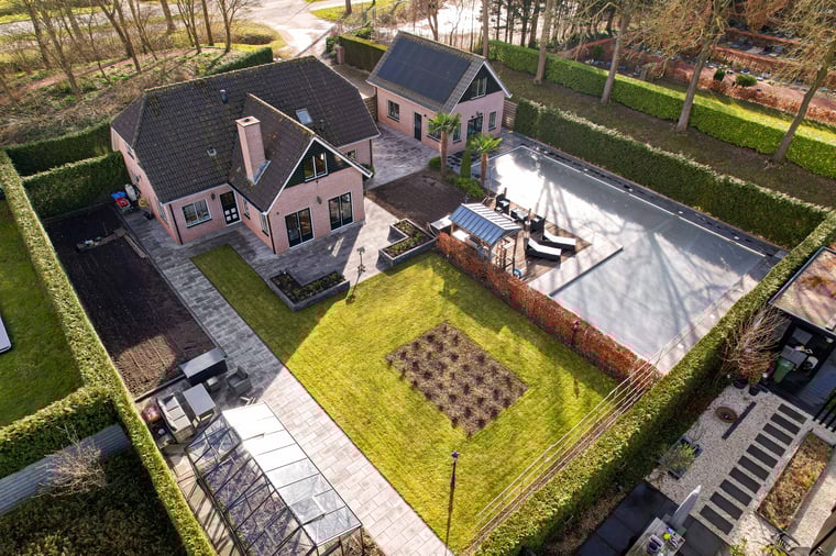 Van Zuijtland 1-A main image
