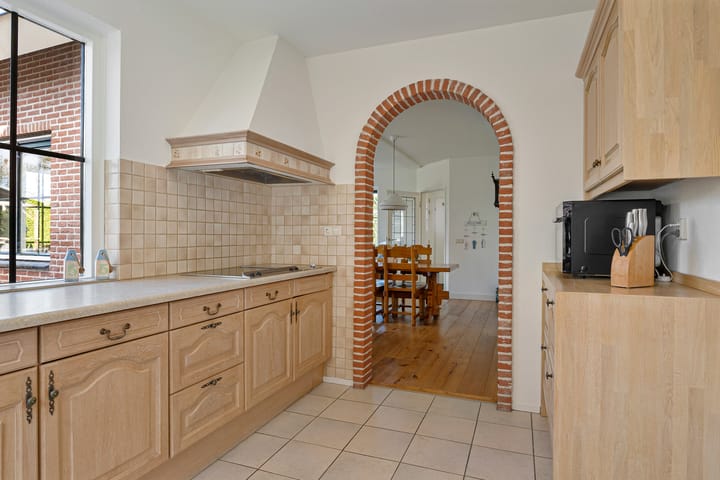 Photo 20 of Van Zuijtland 1-A