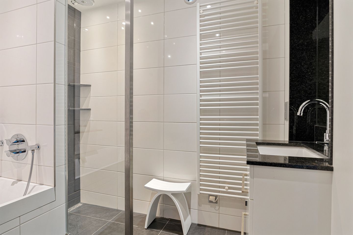 Foto 34 van Van Zuijtland 1-A