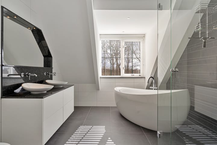 Photo 44 of Van Zuijtland 1-A