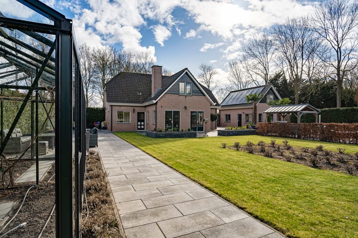 Photo 60 of Van Zuijtland 1-A