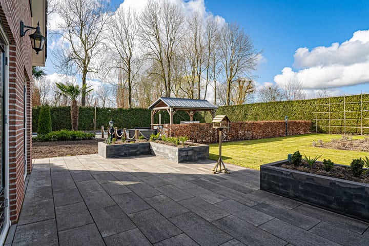 Photo 65 of Van Zuijtland 1-A