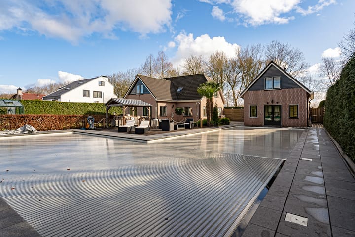 Photo 72 of Van Zuijtland 1-A