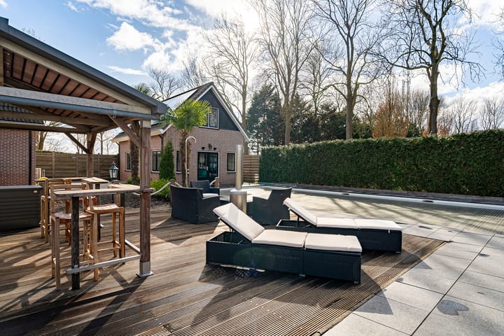 Photo 74 of Van Zuijtland 1-A