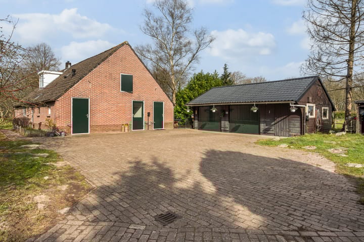 Photo 23 of Hoofdstraat 29