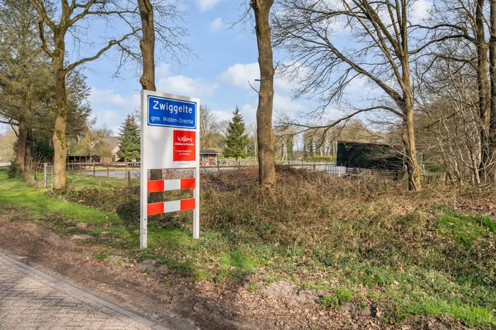 Photo 36 of Hoofdstraat 29