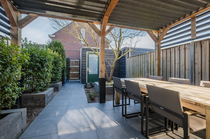 Foto 4 van Isidorusplein 17