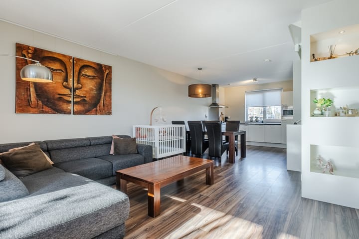 Foto 8 van Isidorusplein 17