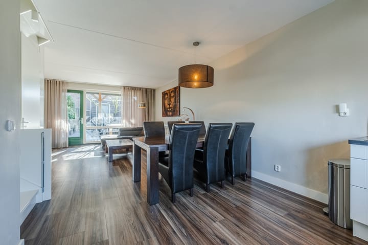 Foto 10 van Isidorusplein 17